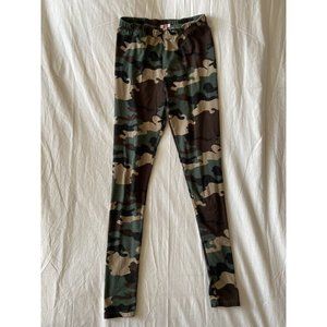 Me N U Girl's Camo Legging - Size 14